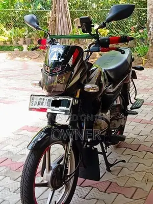 Bajaj Platina 100 ES 2018