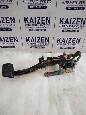 Toyota Prius 30 Accelerator