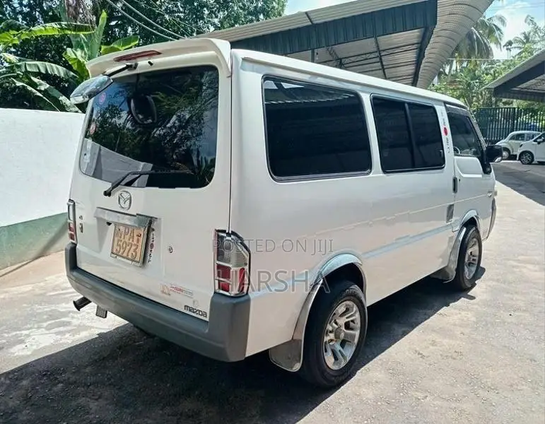 Mazda Bongo 2002