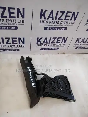 Honda Civic FD3 Accelerator