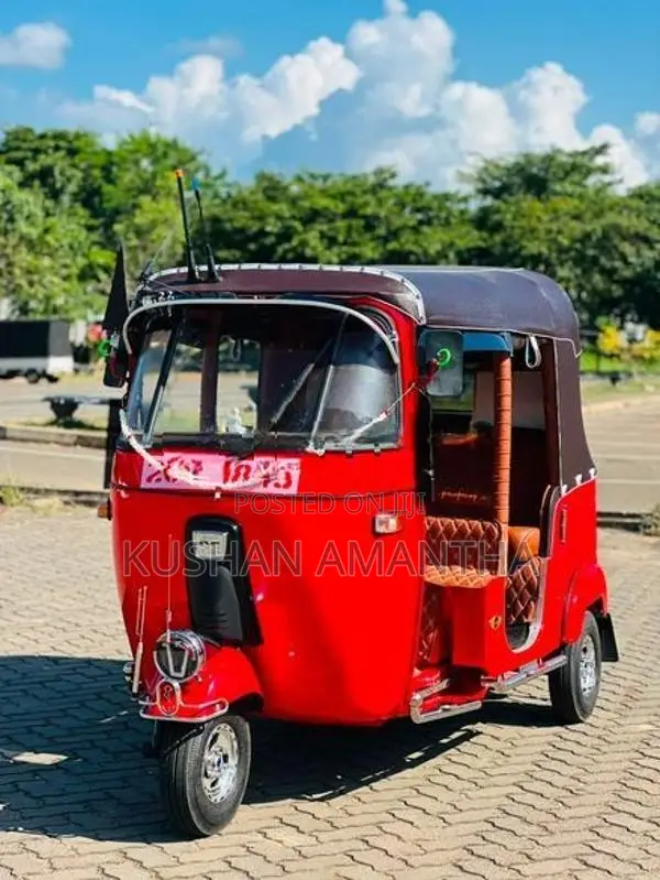 Bajaj RE 1996