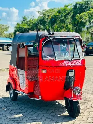Bajaj RE 1996