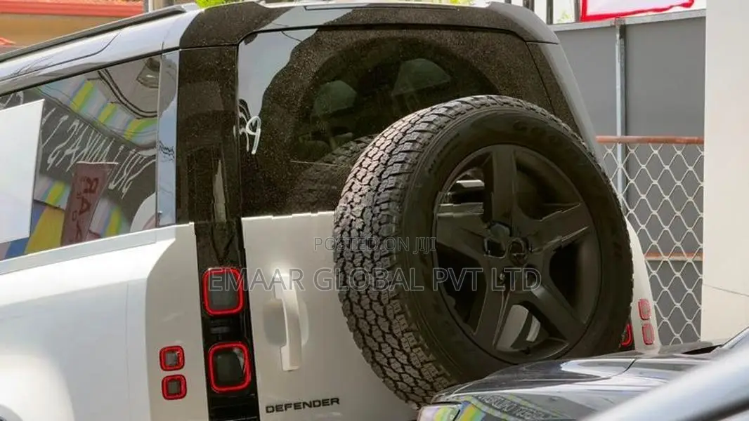 Land Rover Defender Fully Loaded Spec 2026