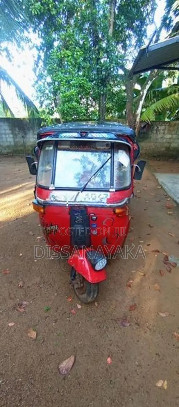 Bajaj RE Three Wheeler 2003