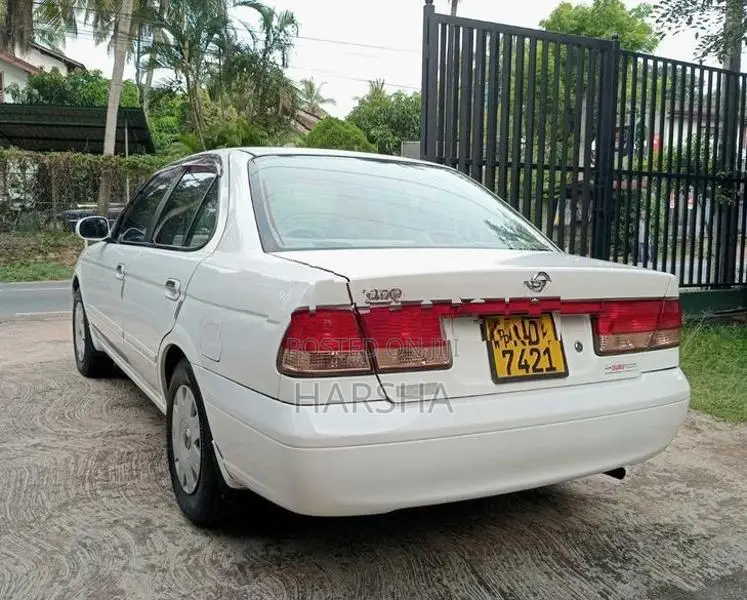 Nissan Sunny FB15 2003