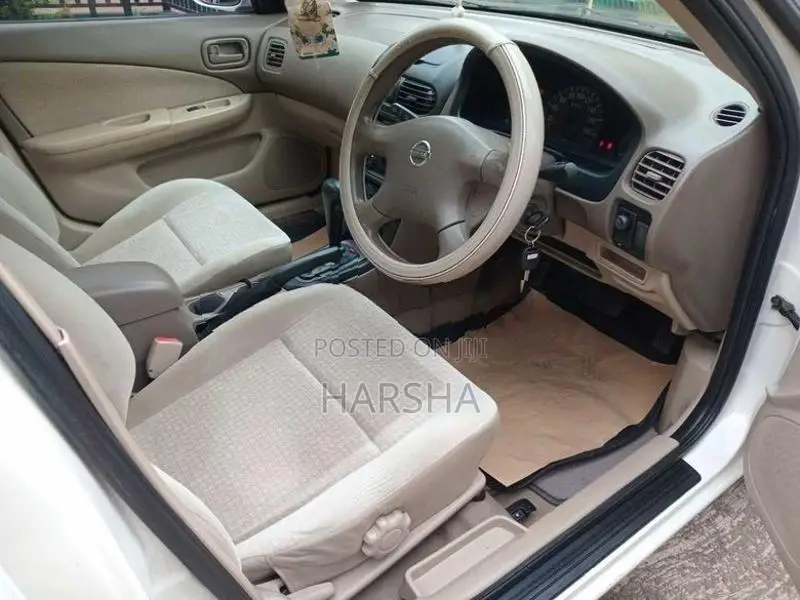 Nissan Sunny FB15 2003