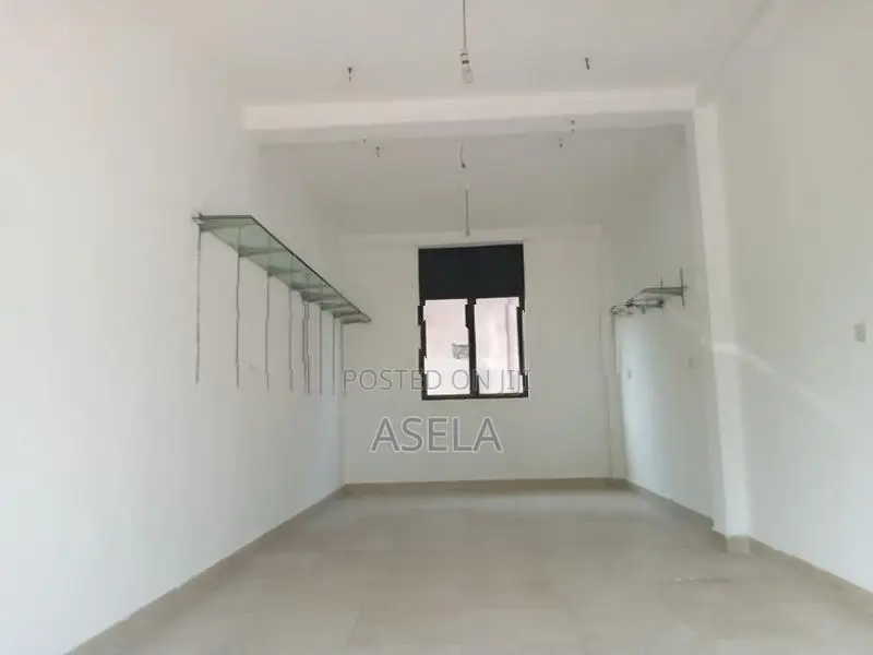 කඩ කාමරයක් කුලියට දීමට ඔරුවල