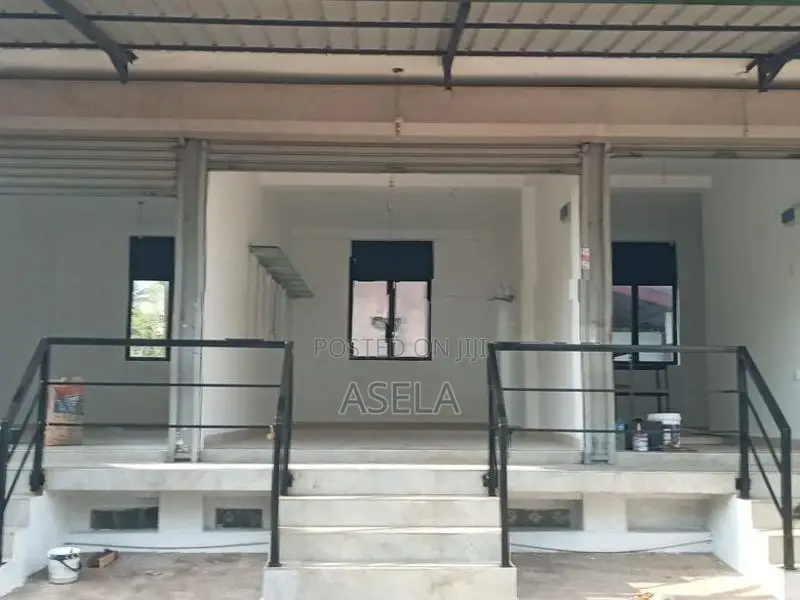 කඩ කාමරයක් කුලියට දීමට ඔරුවල