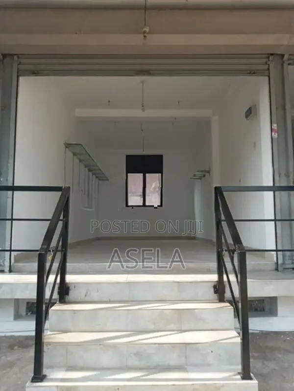 කඩ කාමරයක් කුලියට දීමට ඔරුවල
