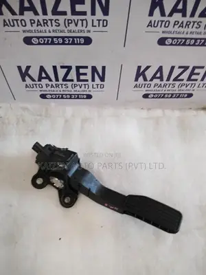 Honda Fit GP5 Accelerator