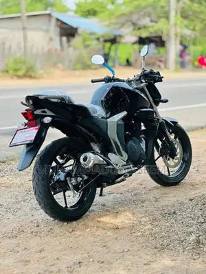 Yamaha FZs V2 2026