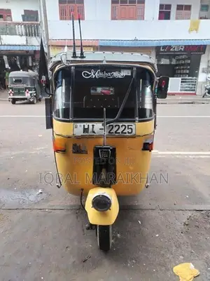 Bajaj RE 2003