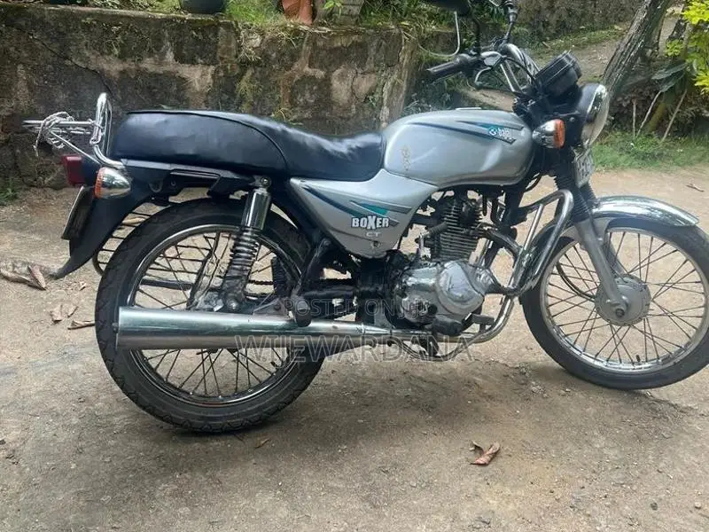 Bajaj Boxer 2005