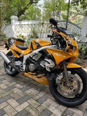 Honda CBR 250RR 2013