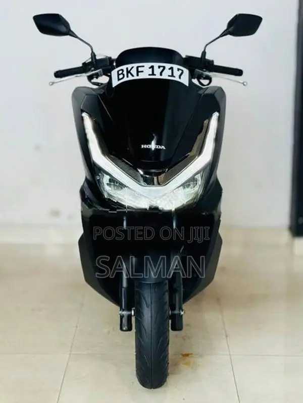 Honda PCX 125 ROADSYNC 2025
