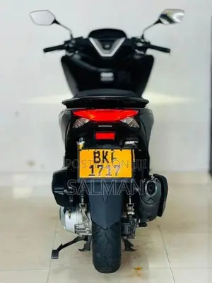 Honda PCX 125 ROADSYNC 2025