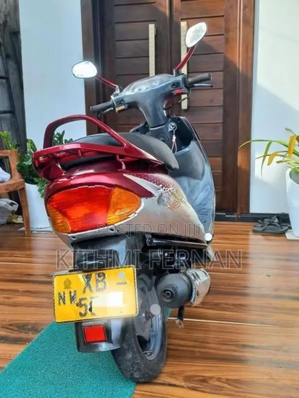 TVS Scooty Pept 2012