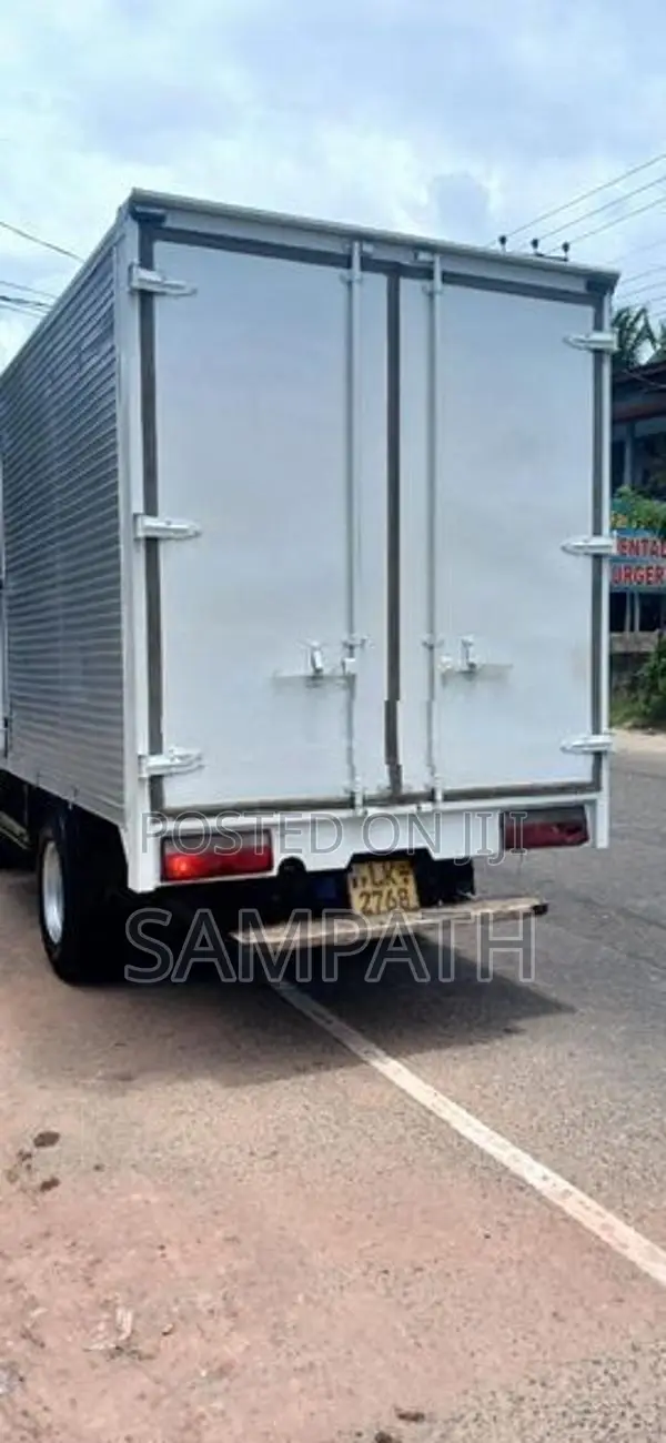 JAC HFC Lorry 2012