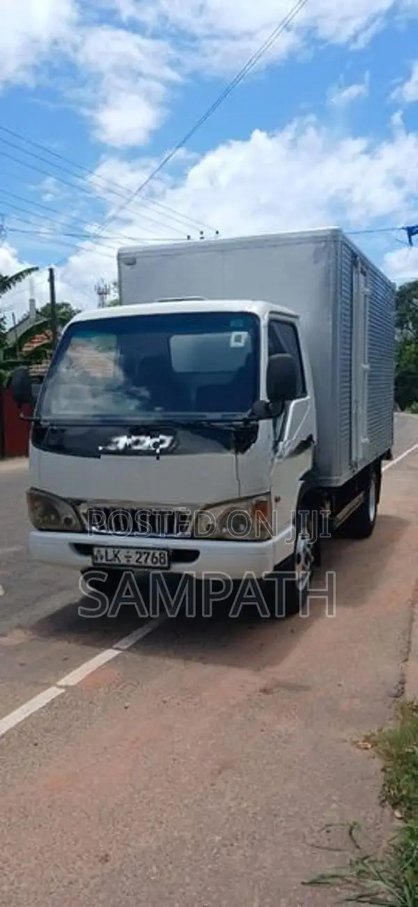JAC HFC Lorry 2012