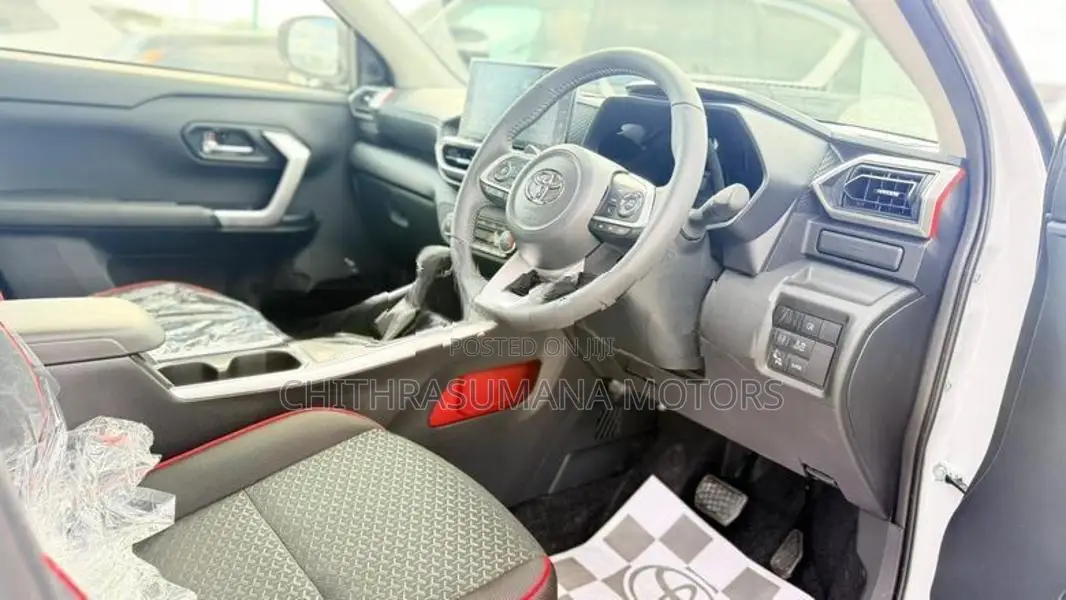 Toyota Raize Z BLIND SPOT 2026