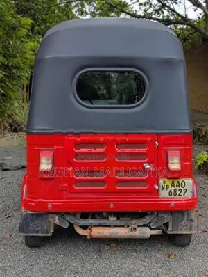 Bajaj RE 2014