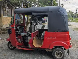 Bajaj RE 2014