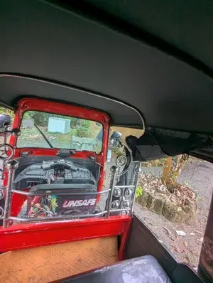 Bajaj RE 2014