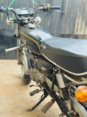 Yamaha RX 100 2000