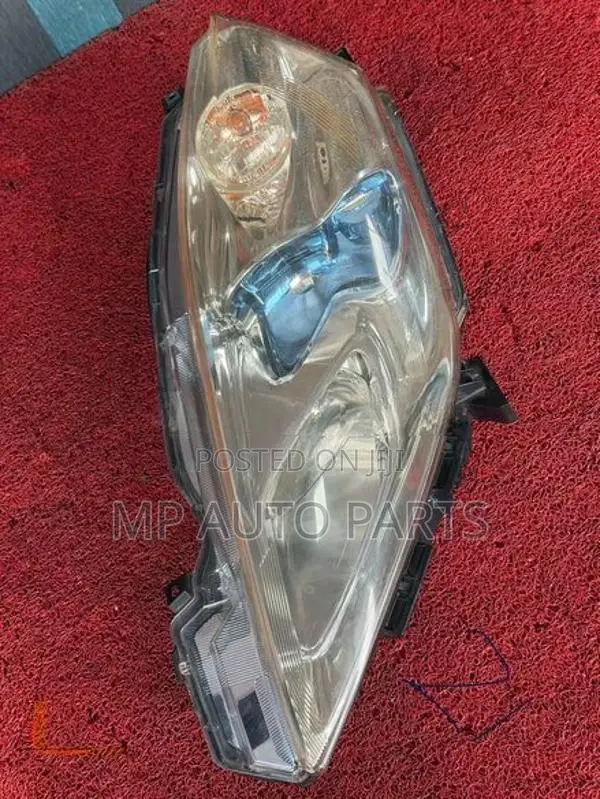 Nissan Leaf Xenon Headlight