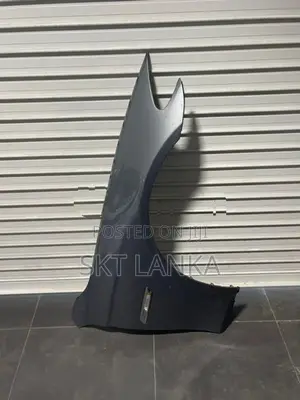 Gebuine BMW 520d F10 2014 Driver Fender Wing - Light Grey