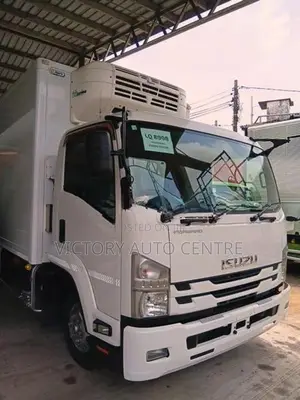 Isuzu Forward freezer 2016