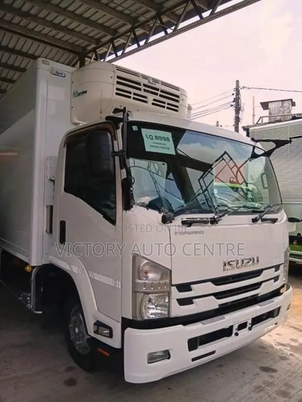 Isuzu Forward freezer 2016