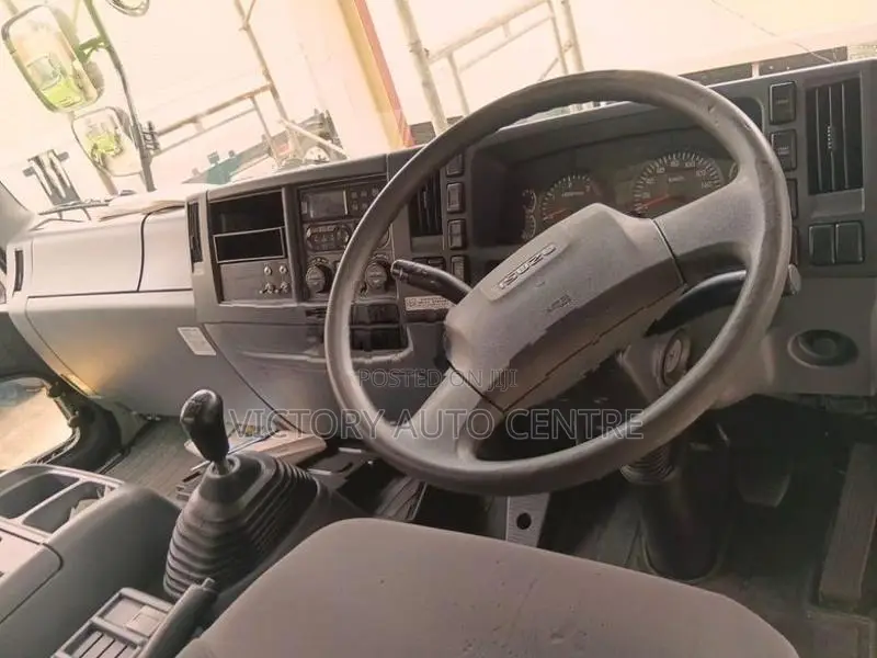 Isuzu Forward freezer 2016