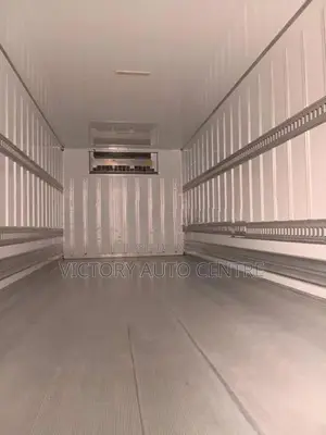 Isuzu Forward freezer 2016