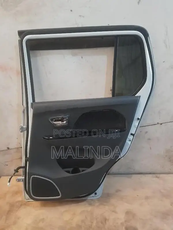 Suzuki Wagon R 44S (FZ) RH Rear Door - Reconditioned