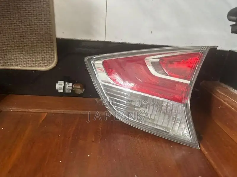 Xtrail Dicky light