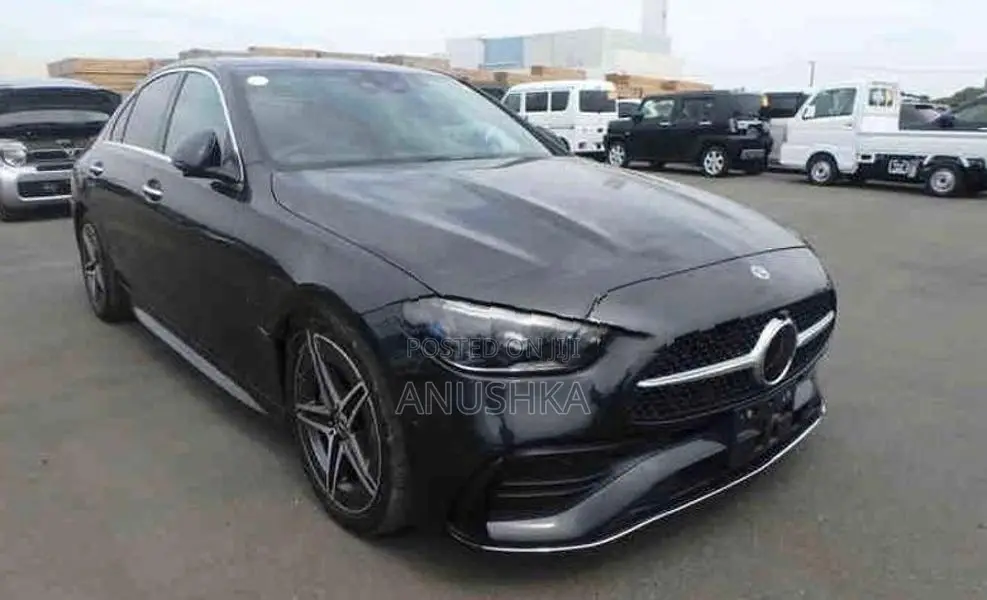 Mercedes Benz C200 Premium 2023
