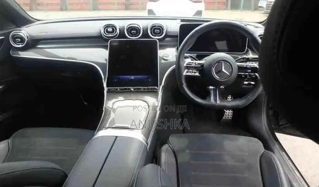 Mercedes Benz C200 Premium 2023