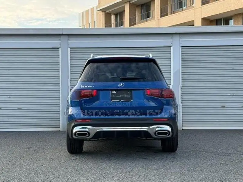 Mercedes Benz GLB 180 AMG Line 2024