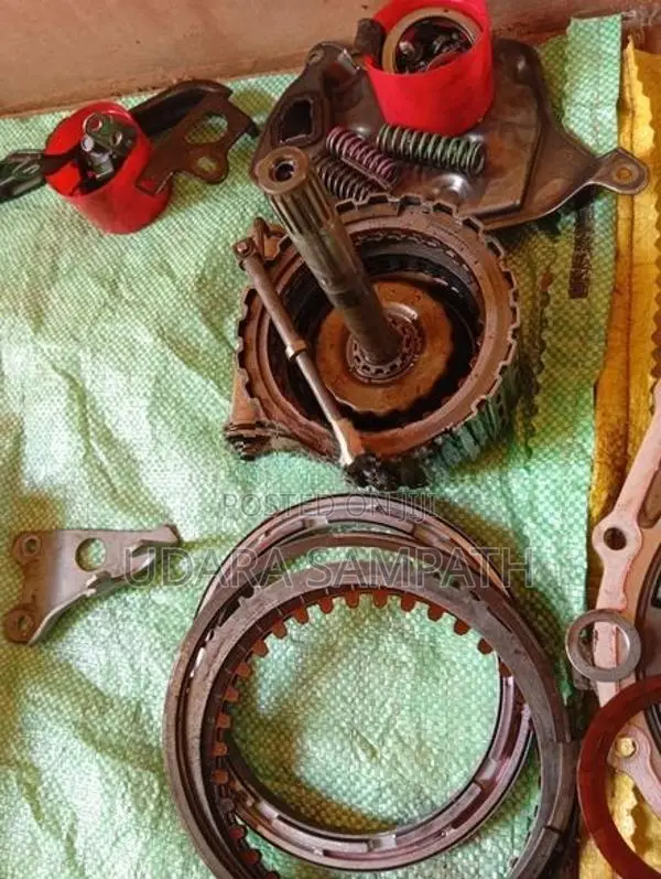 Toyota 2NZ Auto Gear Box for Parts