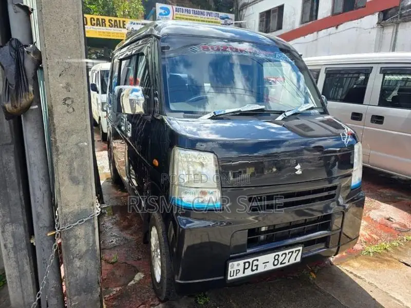 Suzuki Every 2012