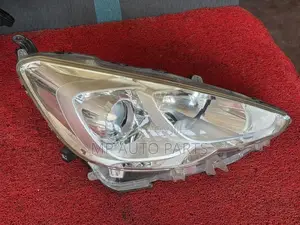 Toyota Aqua Urban Head Light