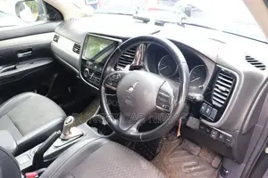 Mitsubishi Outlander 2014