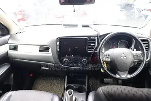 Mitsubishi Outlander 2014