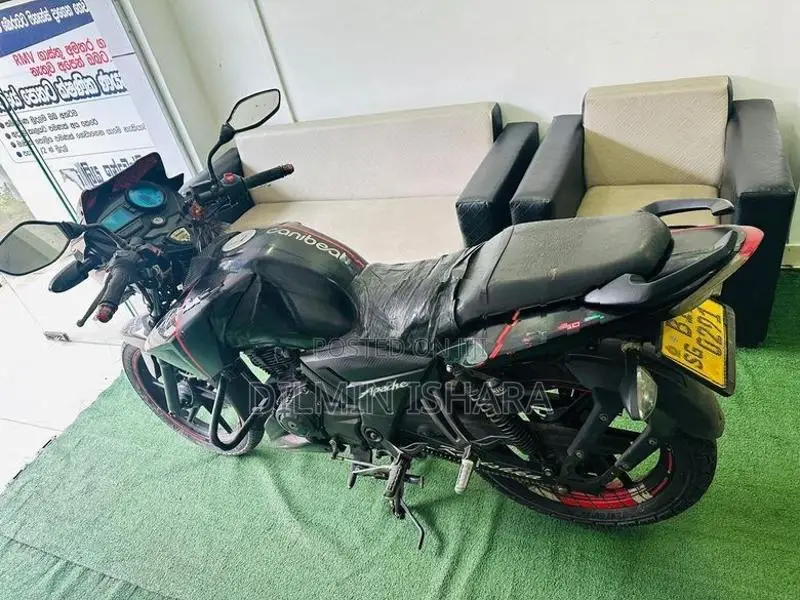 TVS Apache RTR160 2019