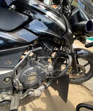 Bajaj Pulsar 150 2018