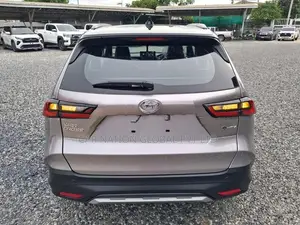 Toyota Yaris Cross HEV Premium Luxury 2026