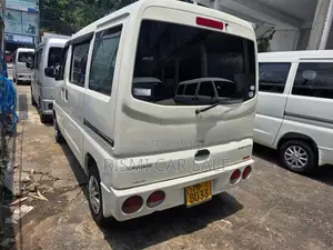 Mitsubishi Minicab 2001