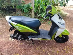 Honda Dio 2017