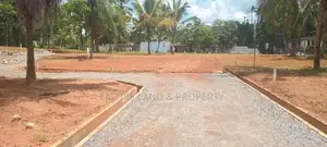 Near Homagama Luxury Land for Sale in Moragahahena Road
